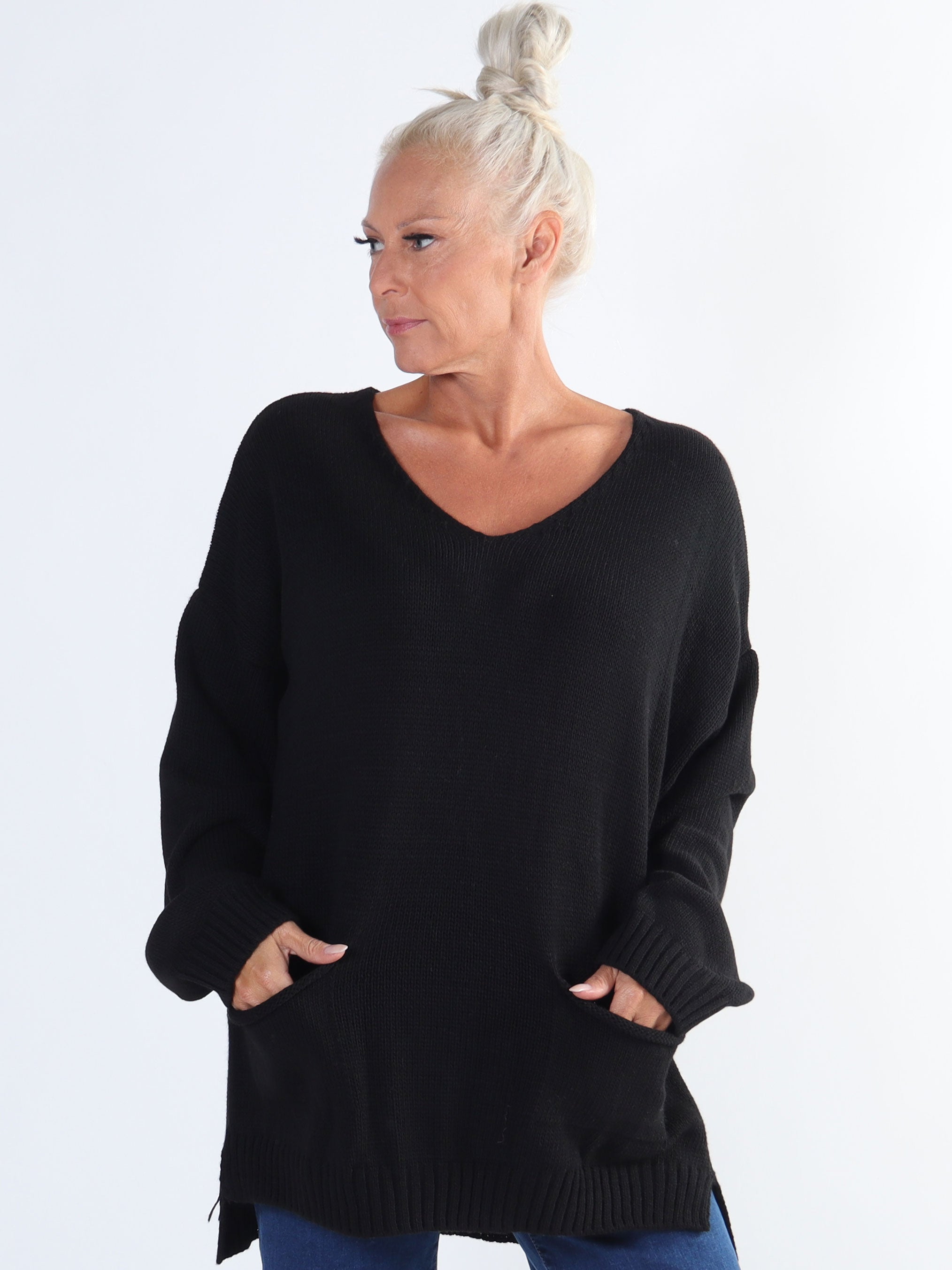 Shaima - Simpel plus sized tröja med fickor